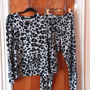 WOMENS 2 PIECE LOUNGWEAR  SET